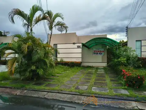Casa à Venda no Residencial Altos De Flores
