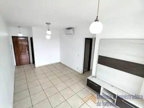 Apartamento à Venda no Condomínio Weekend Club