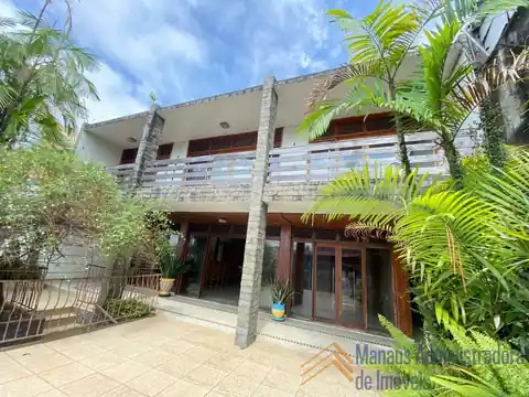 Casa à Venda no bairro Centro